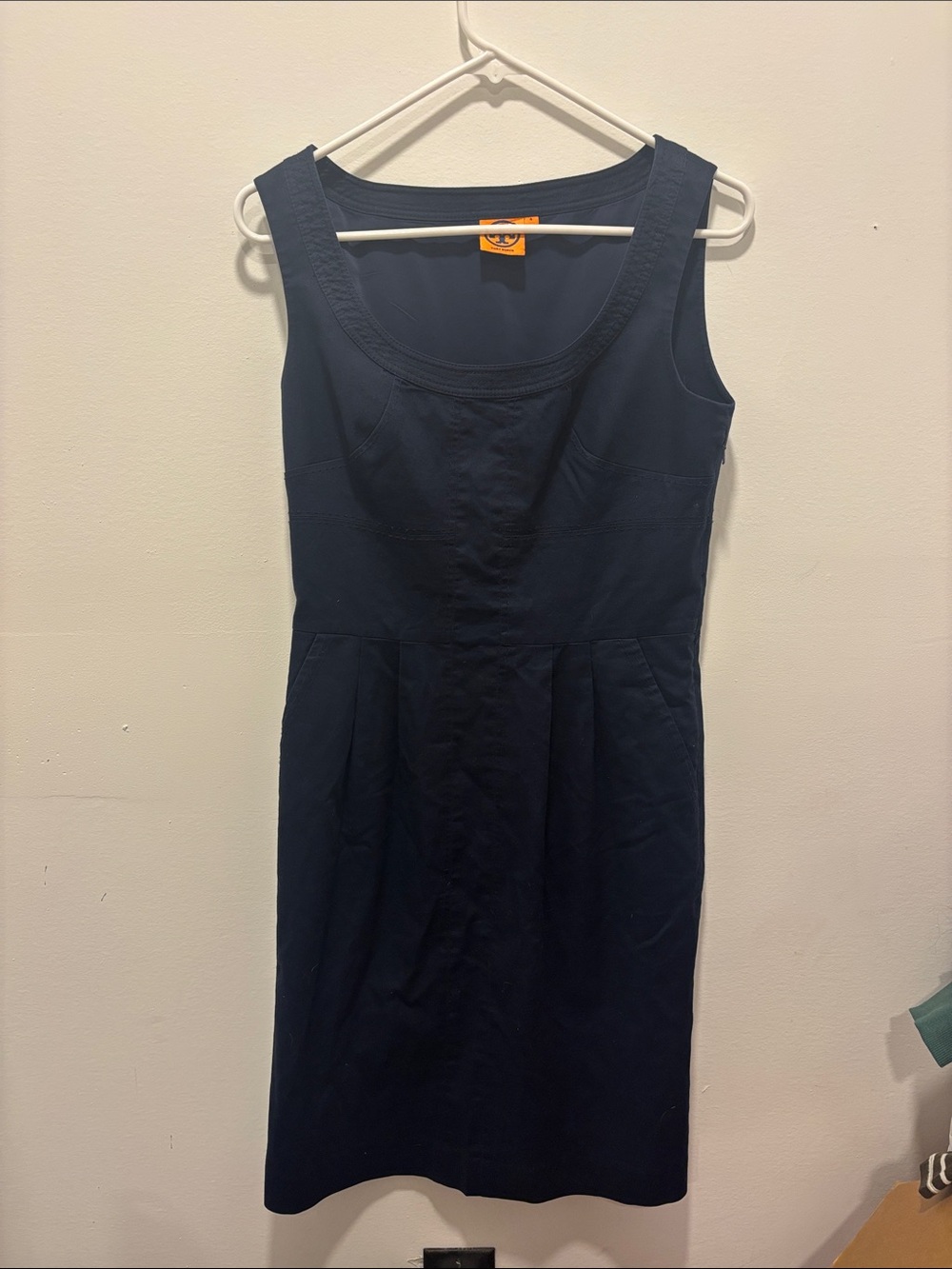 Tory Burch Classic Navy Sleeveless Sheath Dress size 4